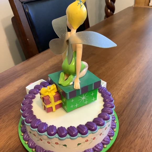 Vintage Tinkerbell Music Box Disney Wind Up Cake Presents - Picture 4 of 7